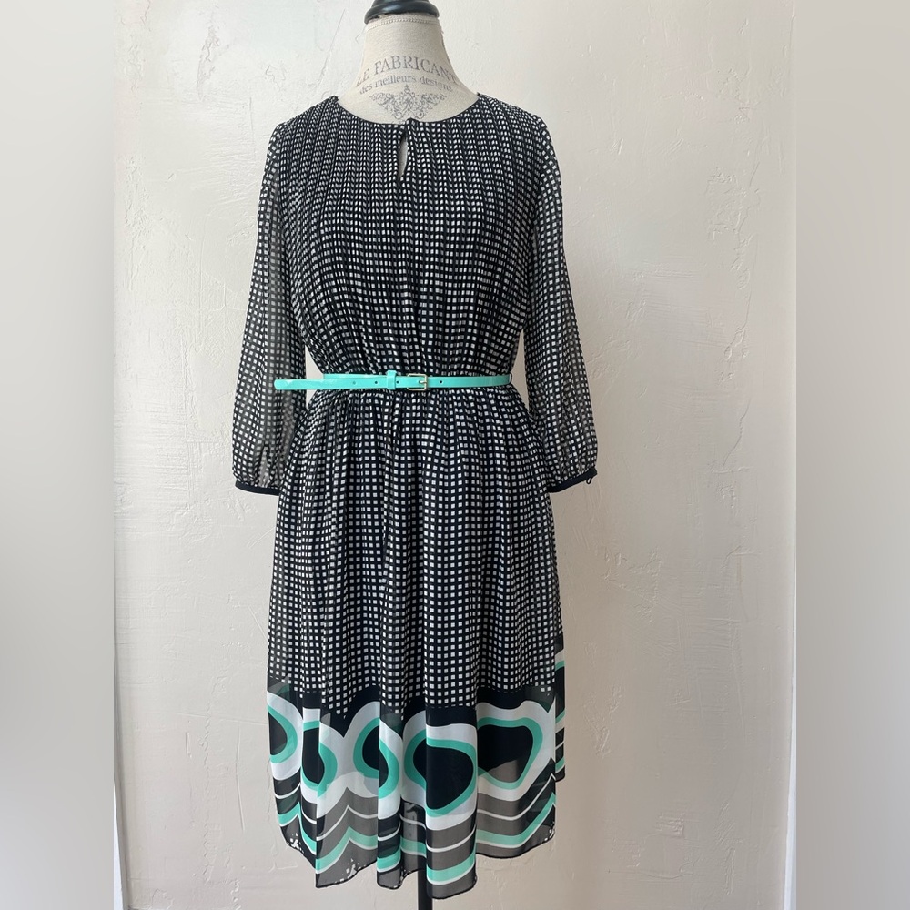 4/$20 Worthington Patterned Dress with Belt